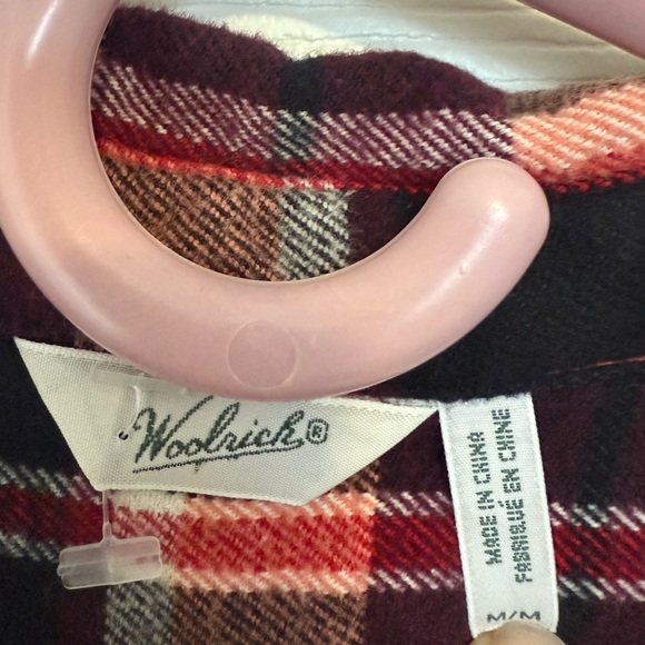 Woolrich Flannel Red and Black Plaid Button-Up Shirt- size M GUC - Picture 5 of 5